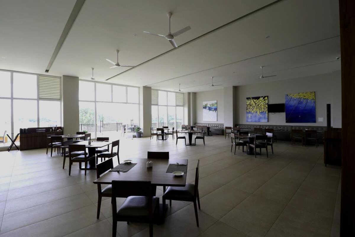 Welcome To Serenity-Luxury Villa At Prestige Augusta Golf Village Bangalore Exterior foto